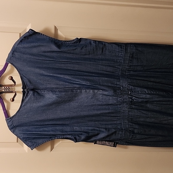 Jean - Picture 3 of 4